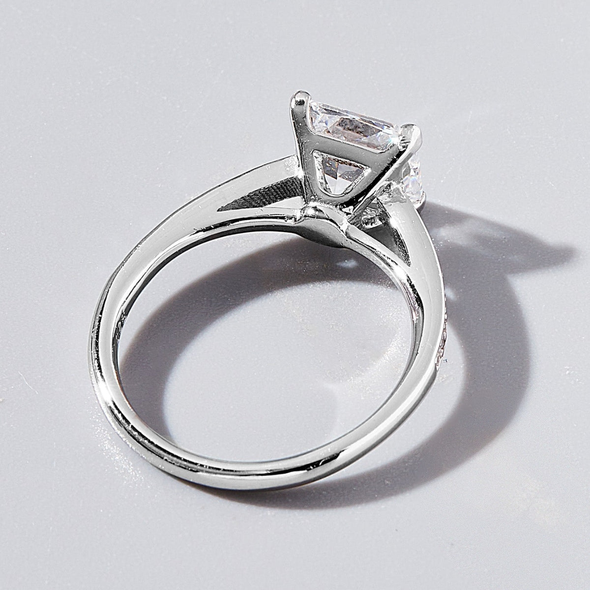 925 Sterling Silver Zircon Ring