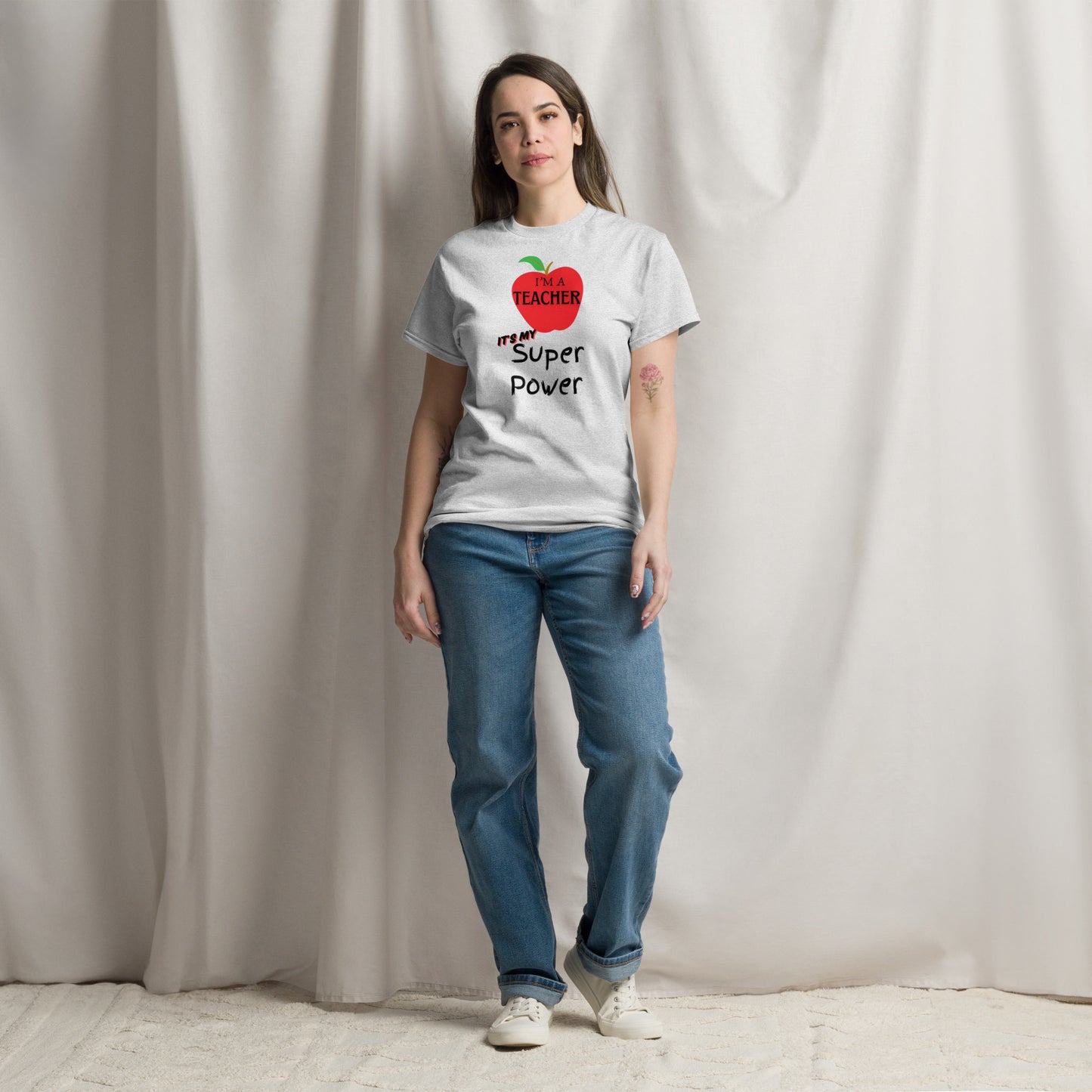 I'M A TEACHER Unisex classic tee